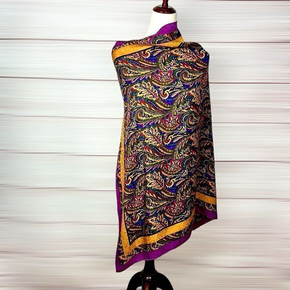 GIVENCHY for The Leadings Hotels of World Silk Scarf Purple Gold Hand Rolled - Picture 5 of 10